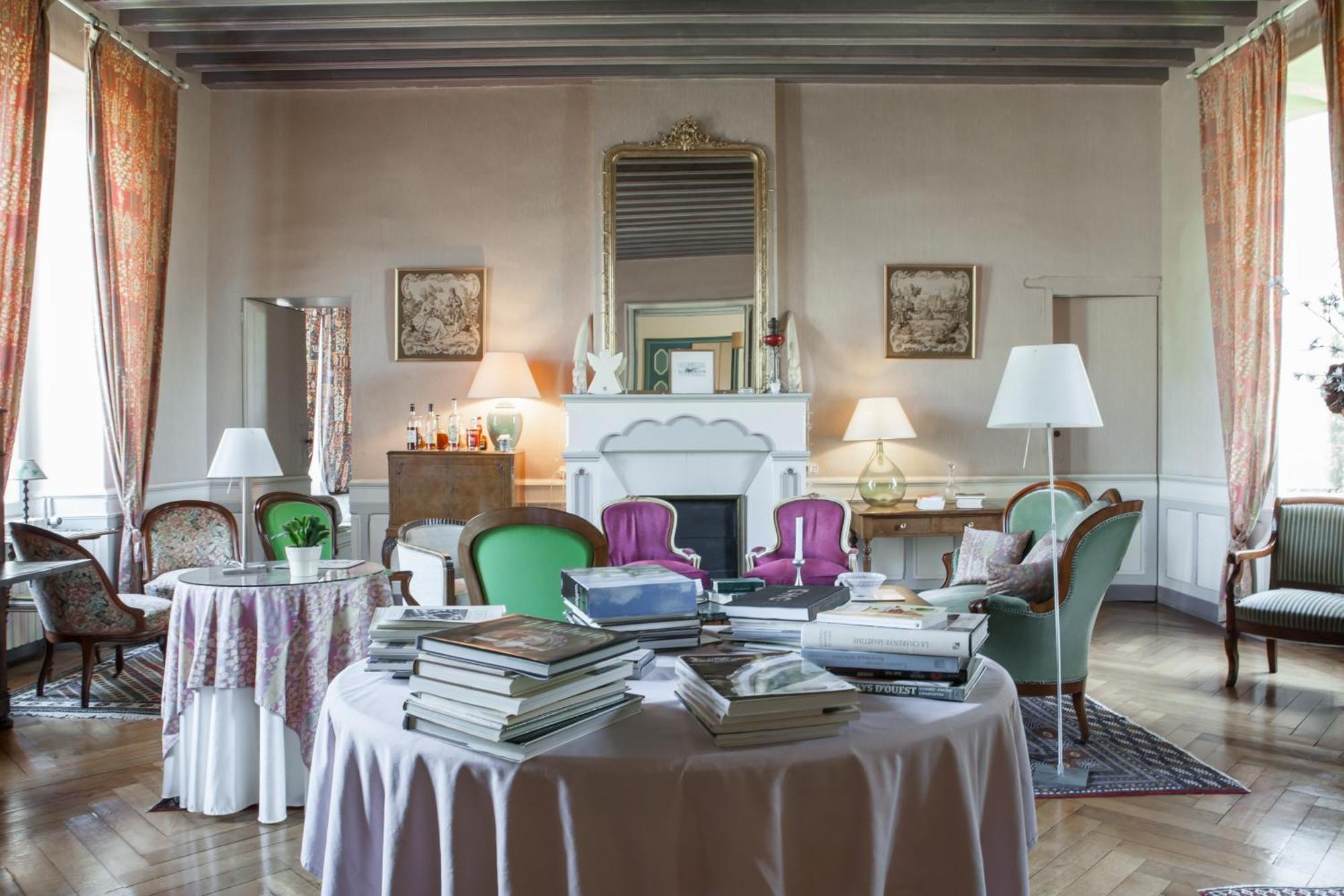 Chateau Des Salles Saint-Fort-sur-Gironde Eksteriør billede