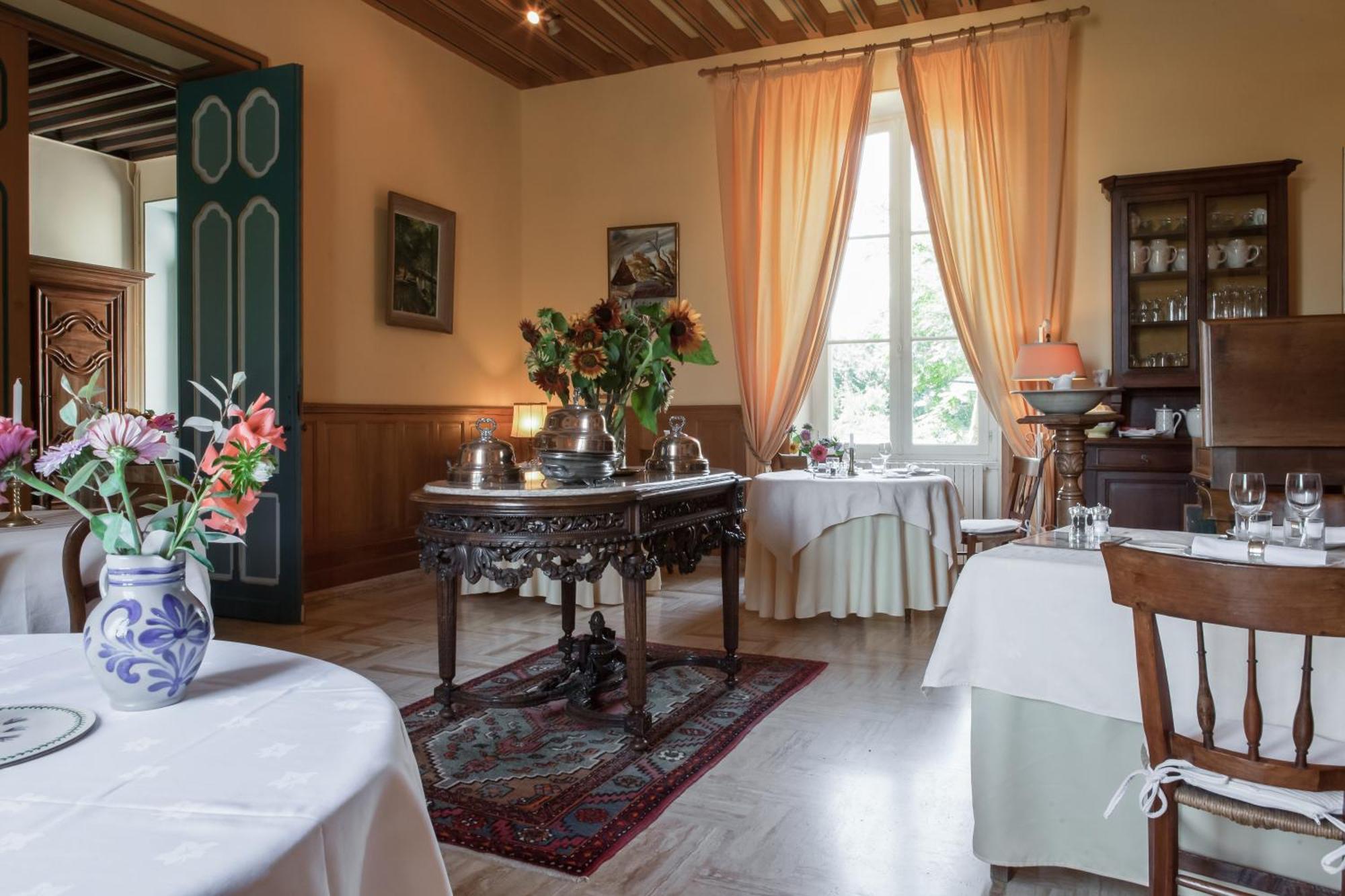 Chateau Des Salles Saint-Fort-sur-Gironde Eksteriør billede