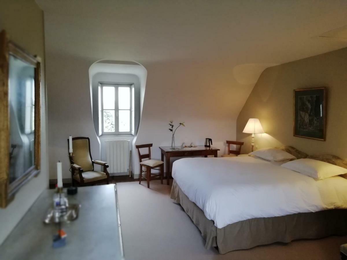 Chateau Des Salles Saint-Fort-sur-Gironde Eksteriør billede